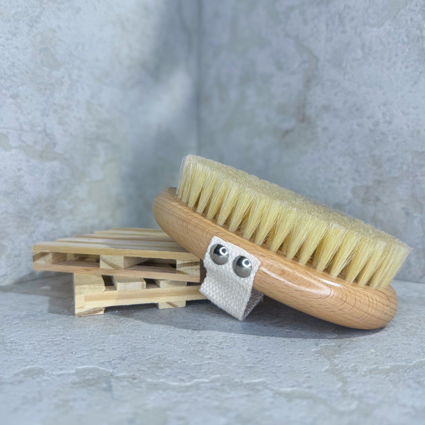 DRY BODY BRUSH