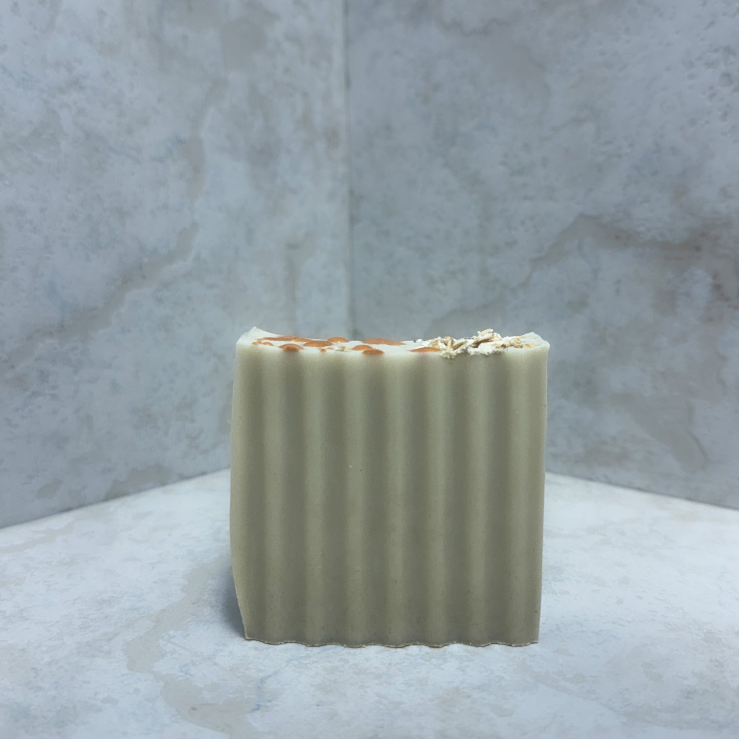 APPLE + PEAR CRUMBLE BODY BAR