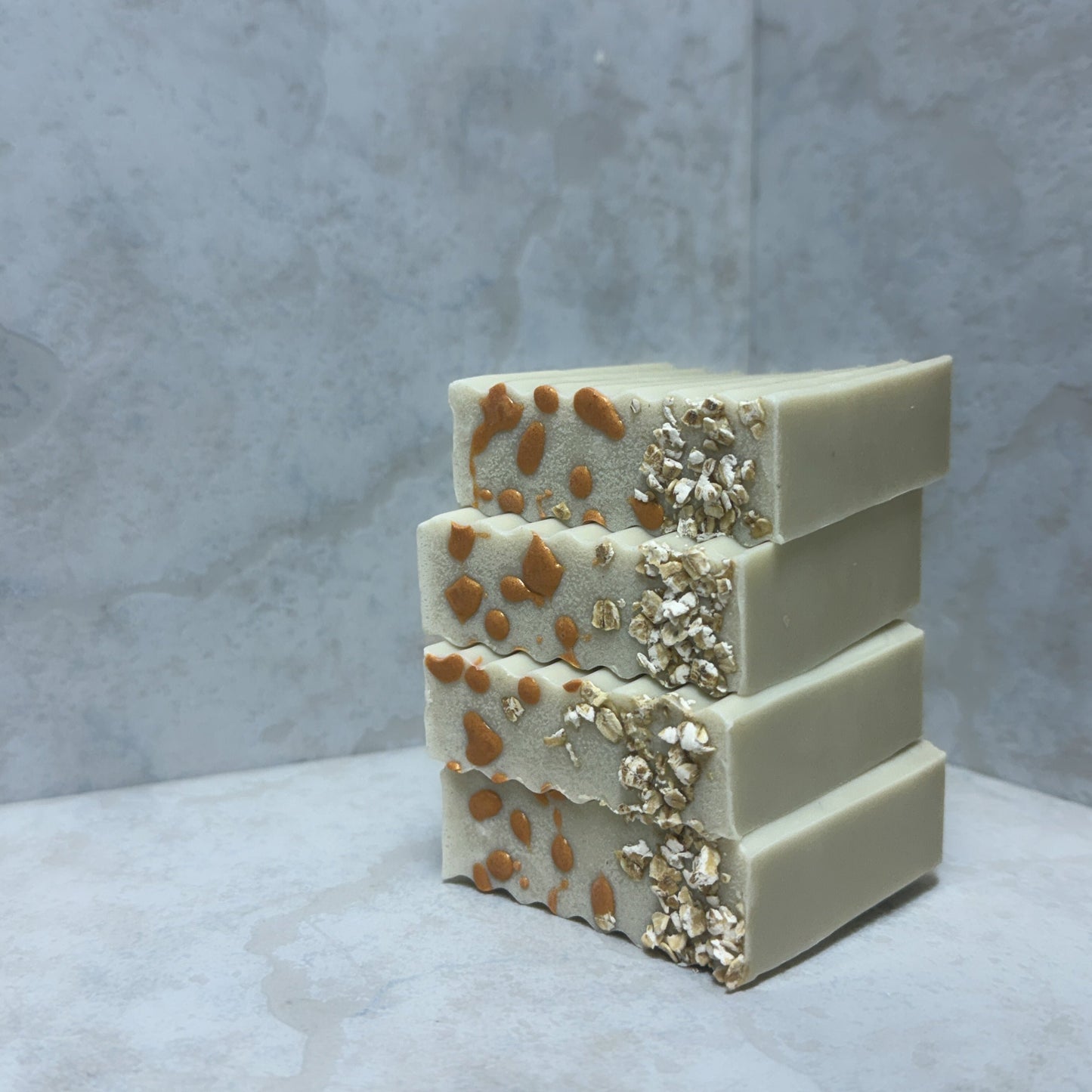 APPLE + PEAR CRUMBLE BODY BAR